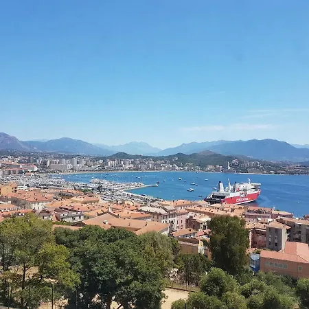 Casa Elisa F3 Tout Confort Centre Ville Ajaccio (Corsica)